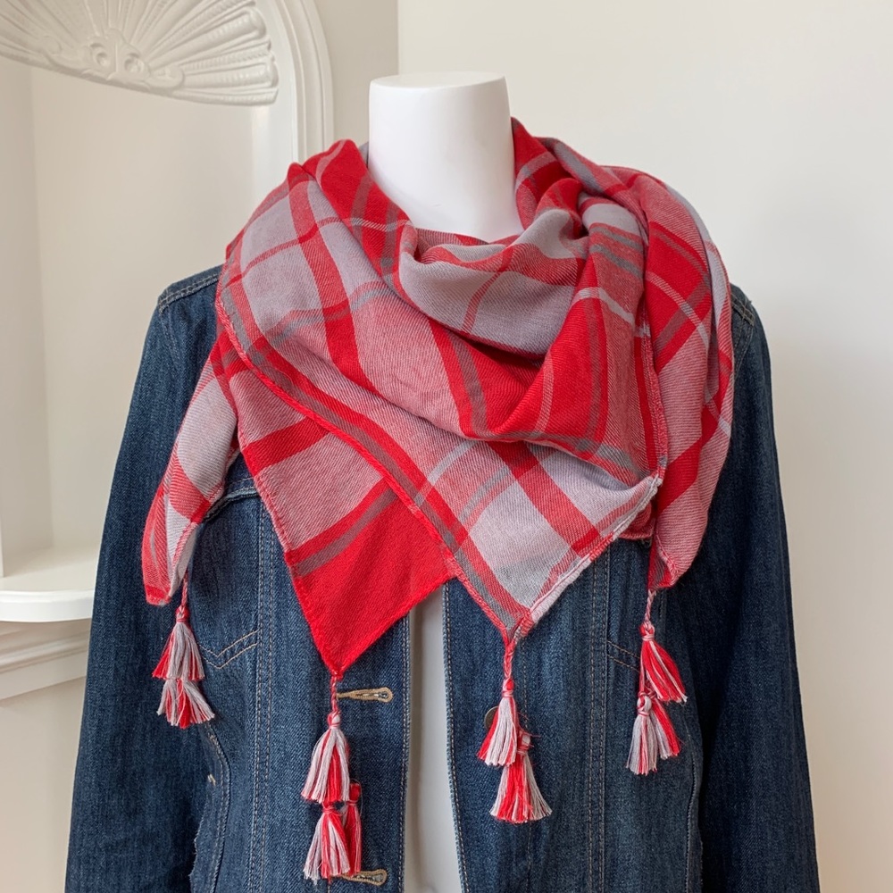 FIVE scarves for $30!!